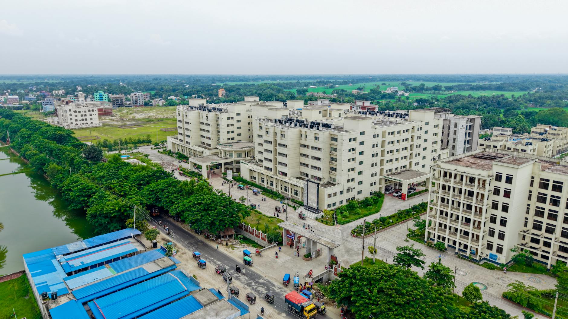 Asbestos Exposure at Regional Medical Center — Manchester, Iowa: A Guide for Workers and Tradesmen